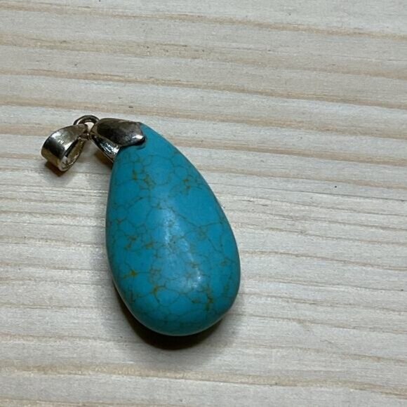 Turquoise Teardrop Pendant With Silver Tone Bail - Picture 3 of 4
